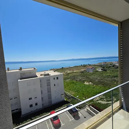 Seaview Deluxe