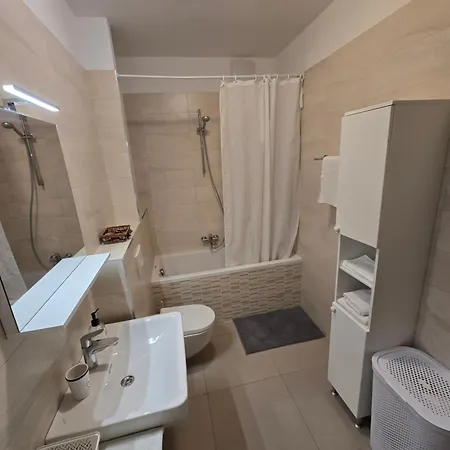 Seaview Deluxe *